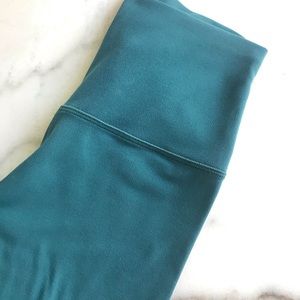 Lululemon High Rise Align 25” Crop Legging